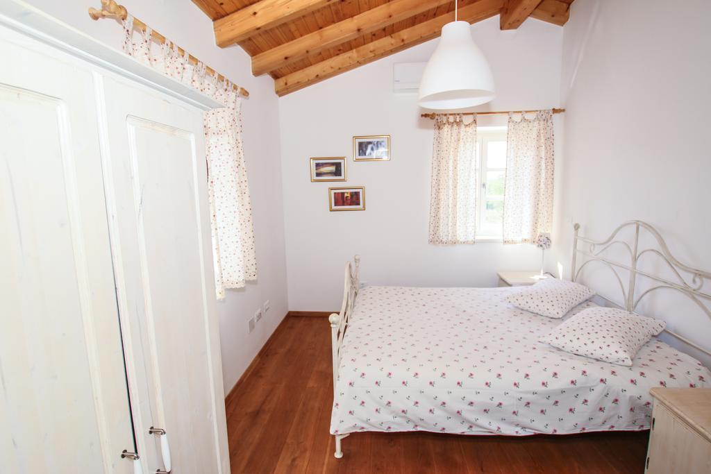 Villa Petra Porec Esterno foto